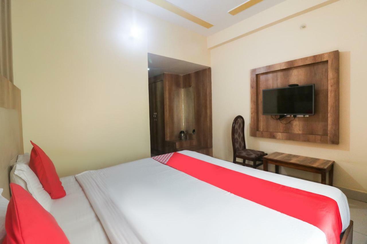 Oyo 48974 Hotel Shweta Residency Waranasi Zewnętrze zdjęcie