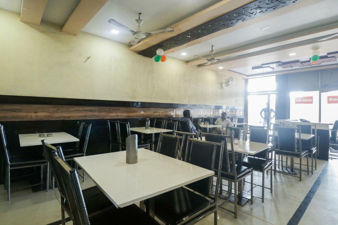Oyo 48974 Hotel Shweta Residency Waranasi Zewnętrze zdjęcie