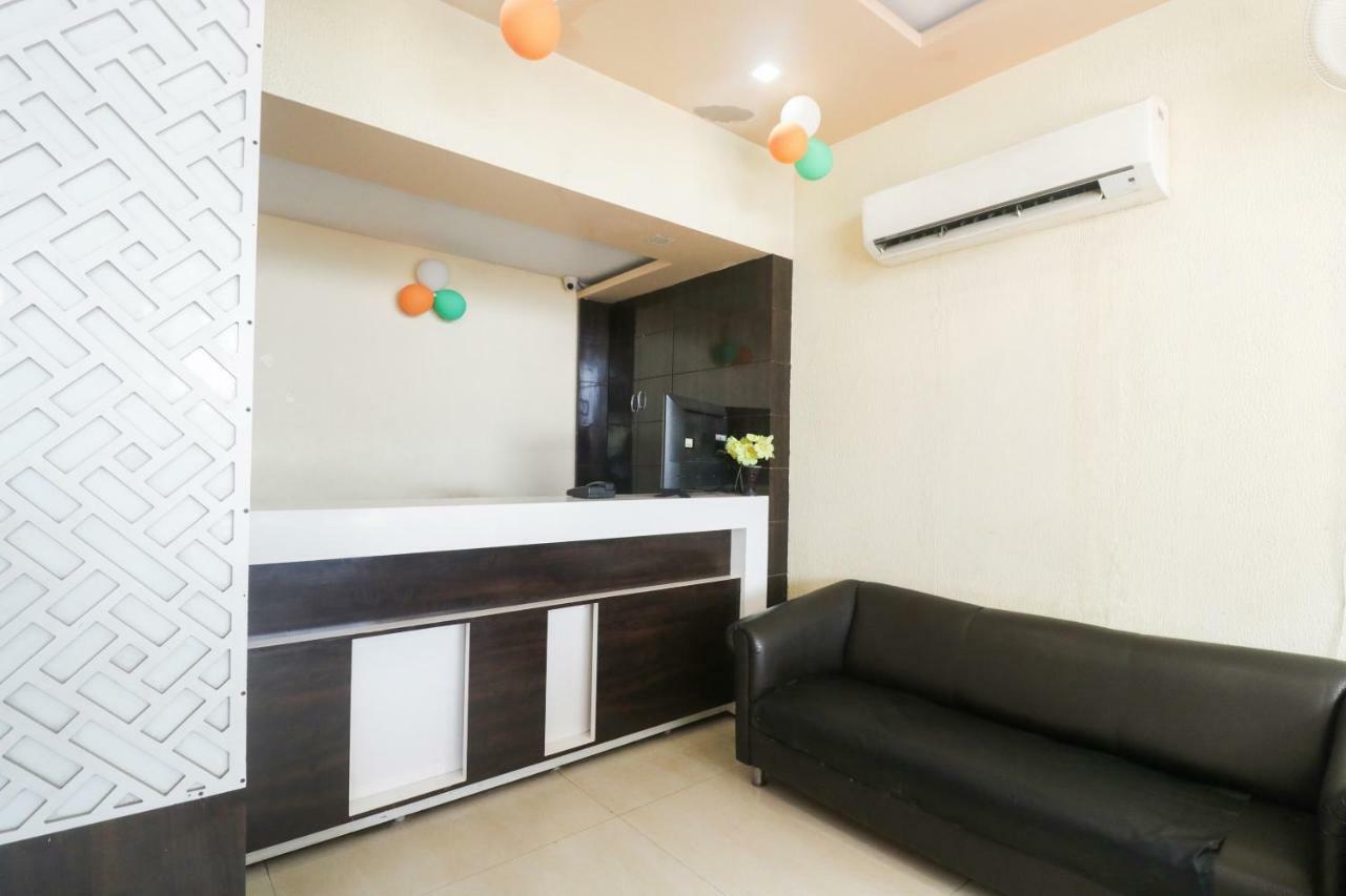Oyo 48974 Hotel Shweta Residency Waranasi Zewnętrze zdjęcie